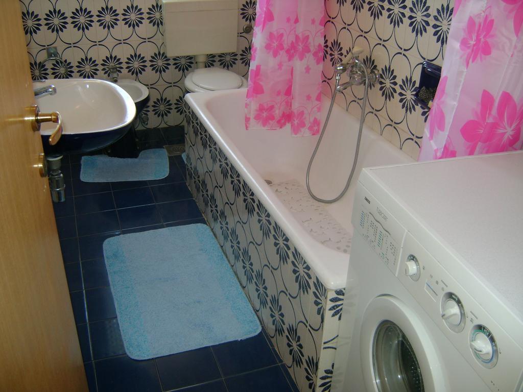 Apartment For Holidays In PUY Rom bilde